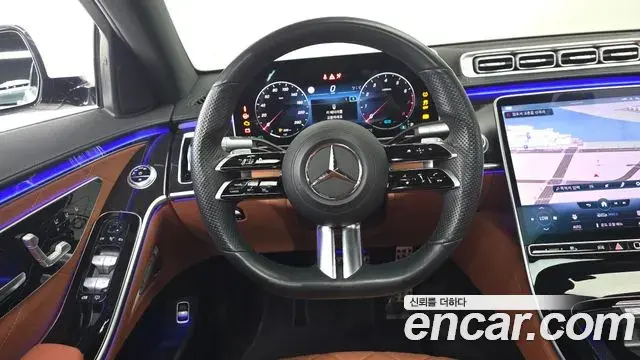 Mercedes-Benz S-Class 2021 — Photo 12/20