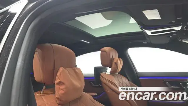 Mercedes-Benz S-Class 2021 — Photo 15/20