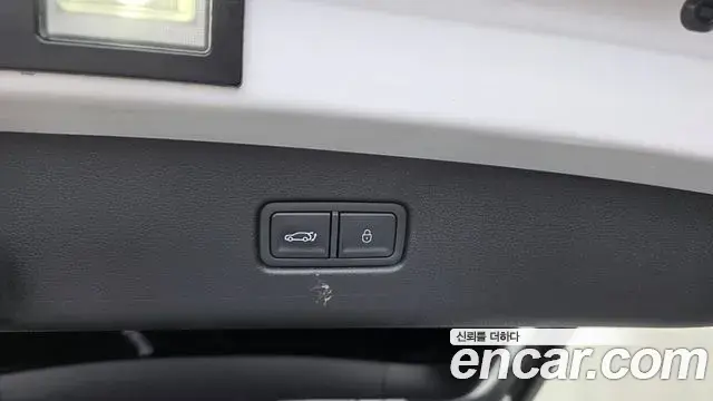 Genesis GV70 2024 — Şəkil 21/33