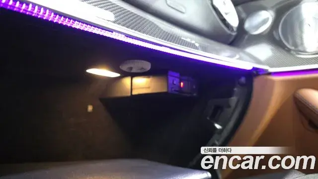 Mercedes-Benz E-Class 2019 — Şəkil 16/33