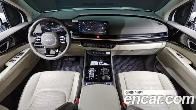 Kia Carnival 2024 — Photo 16/35