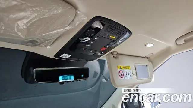 Kia Carnival 2024 — Photo 2/35