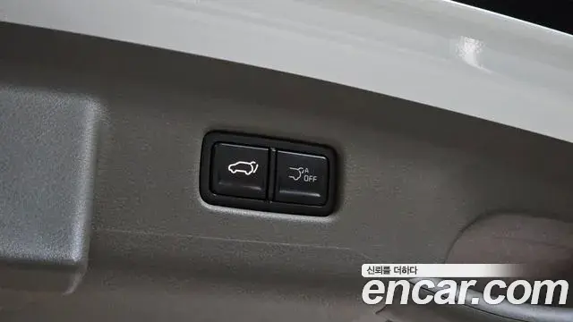 Kia Carnival 2024 — Photo 30/35