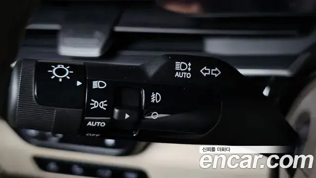 Kia Carnival 2024 — Photo 29/35