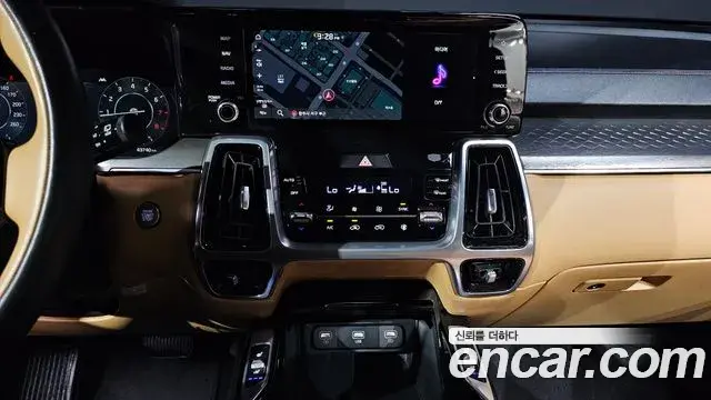 Kia Sorento 2022 — Photo 24/32