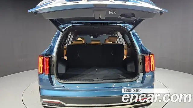 Kia Sorento 2022 — Photo 30/32