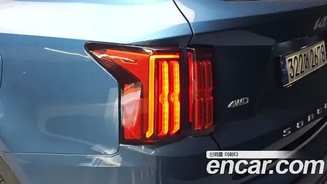 Kia Sorento 2022 — Photo 26/32