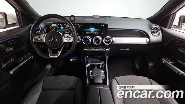 Mercedes-Benz GLB-Class 2023 — Şəkil 27/34