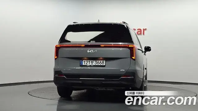 Kia Carnival 2025 — Şəkil 5/38