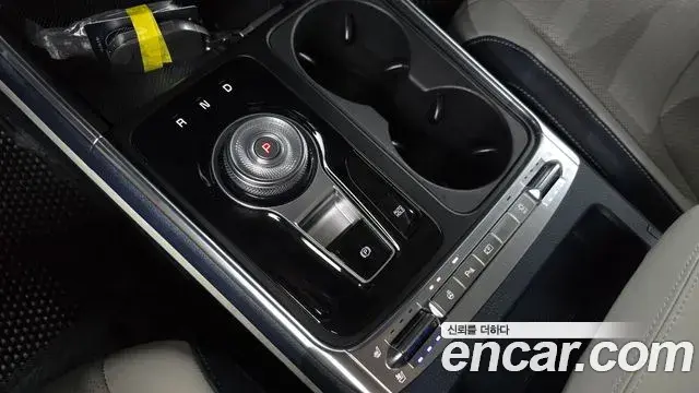 Kia Carnival 2025 — Şəkil 11/38