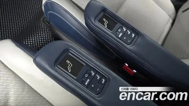 Kia Carnival 2025 — Şəkil 27/38