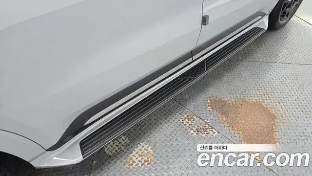 Kia Carnival 2025 — Şəkil 8/38