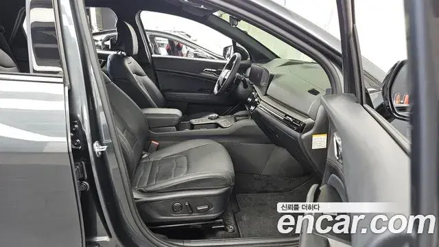 Kia Sportage 2025 — Фото 11/20