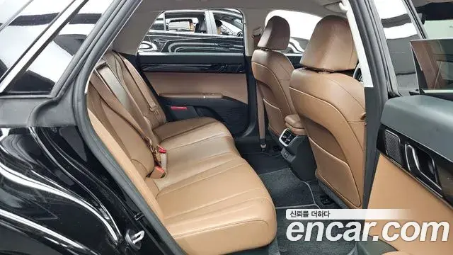 Hyundai Grandeur Hybrid 2023 — Şəkil 19/20
