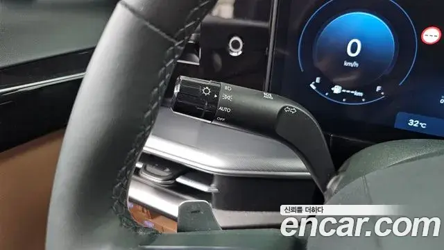 Hyundai Grandeur Hybrid 2023 — Şəkil 16/20