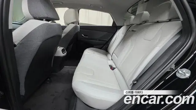 Hyundai Avante 2022 — Фото 12/20