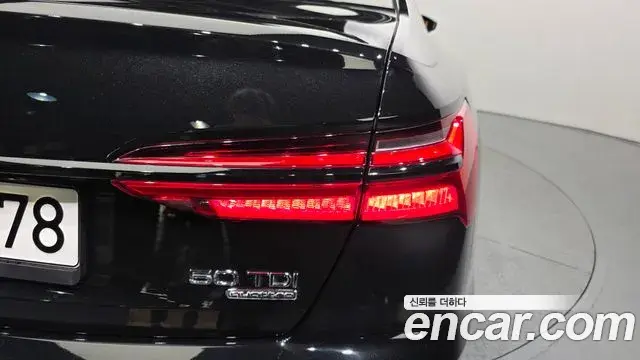 Audi A6 2023 — ფოტო 7/33