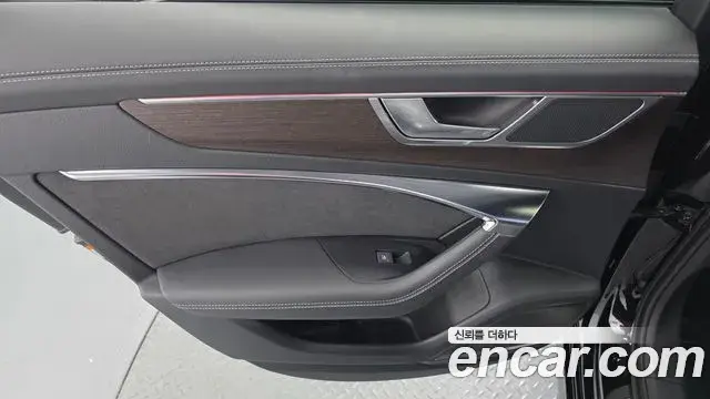Audi A6 2023 — ფოტო 23/33