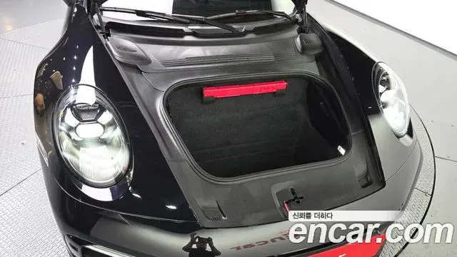 Porsche 911 2024 — ფოტო 1/20