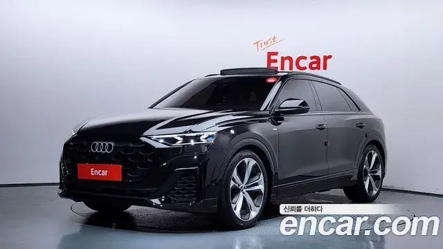 Audi Q8 2025 — ფოტო 32/36