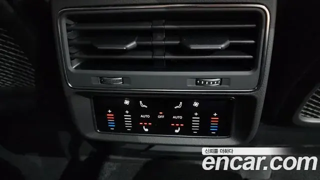 Audi Q8 2025 — ფოტო 24/36
