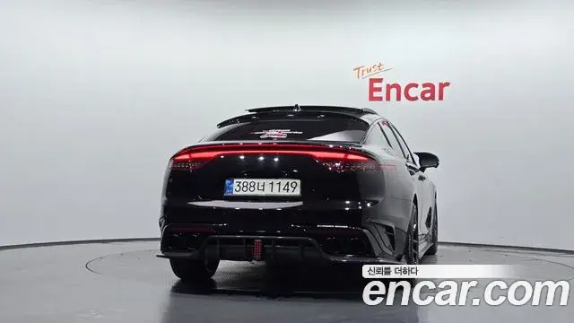 Kia Stinger 2022 — Фото 4/20
