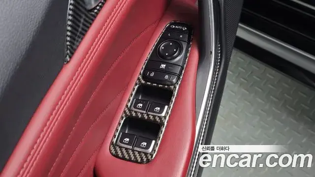 Kia Stinger Meister 2022 — ფოტო 25/33
