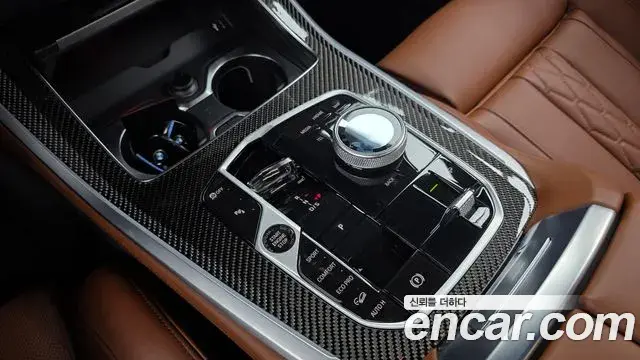 BMW X5 2025 — Photo 1/38