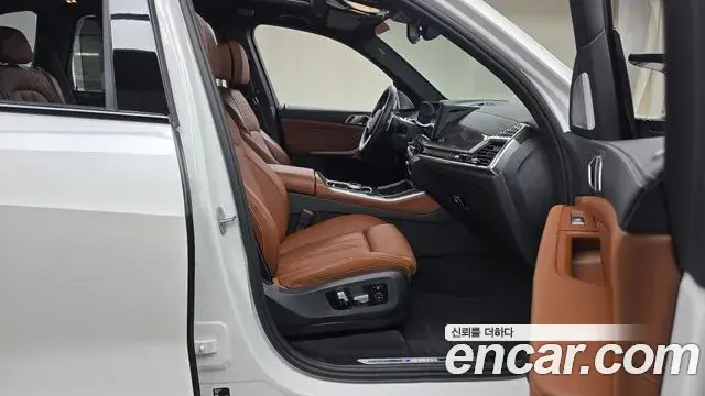 BMW X5 2025 — Photo 2/38
