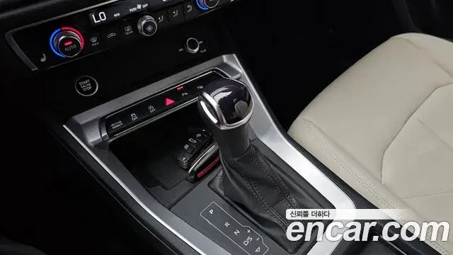 Audi Q3 2023 — ფოტო 6/31