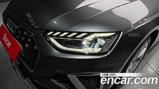 Audi A4 2020 — ფოტო 12/34