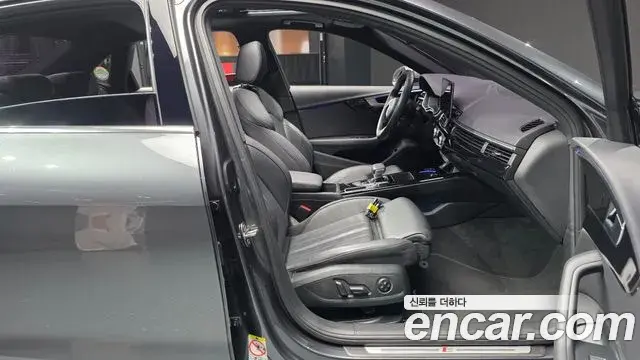Audi A4 2020 — ფოტო 29/34