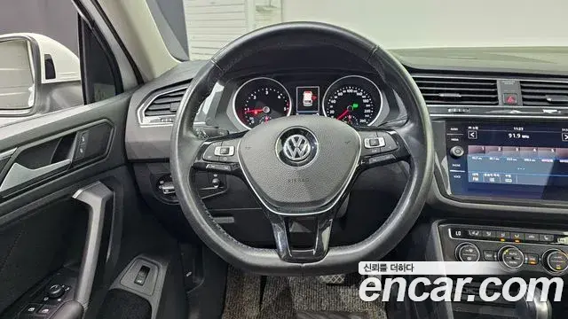 Volkswagen Tiguan 2020 — Şəkil 7/30