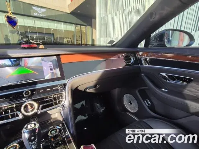 Bentley Flying Spur 2022 — Şəkil 3/20