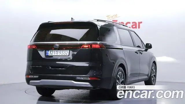 Kia Carnival 2020 — Photo 2/20