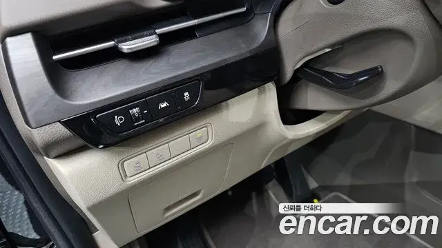 Kia Carnival 2020 — Photo 17/20