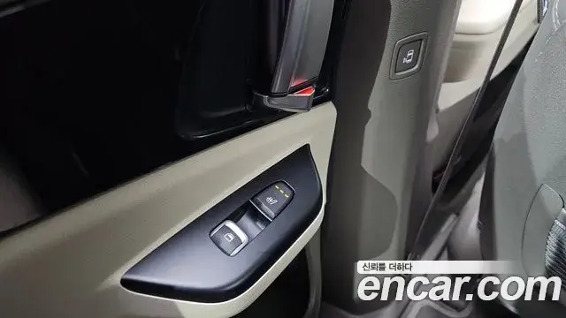 Kia Carnival 2020 — Photo 18/20