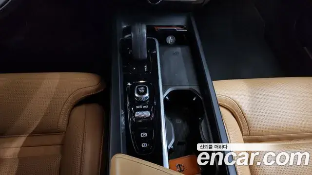 Volvo V60 Cross Country 2021 — Photo 19/36