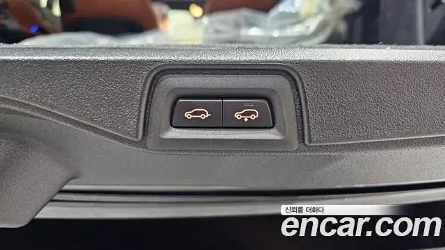 BMW X7 2024 — Photo 30/35