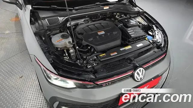 Volkswagen Golf 2025 — Şəkil 6/31
