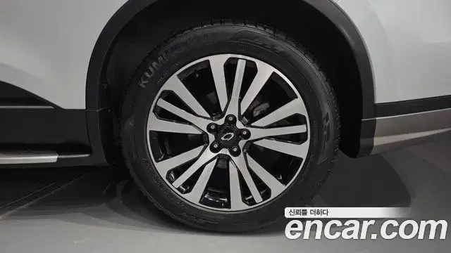 Renault Samsung QM6 2019 — ფოტო 13/37