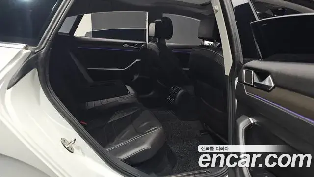 Volkswagen Arteon 2020 — Photo 27/37