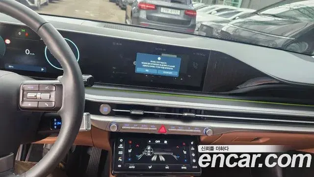 Hyundai Grandeur Hybrid 2023 — Photo 5/14