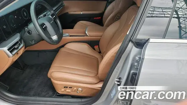 Hyundai Grandeur Hybrid 2023 — Photo 1/14