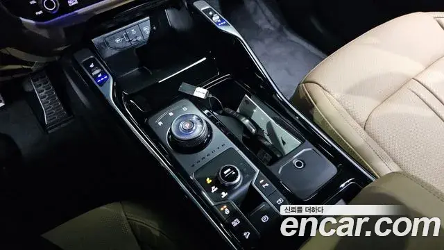 Kia Sorento 2025 — Şəkil 2/32