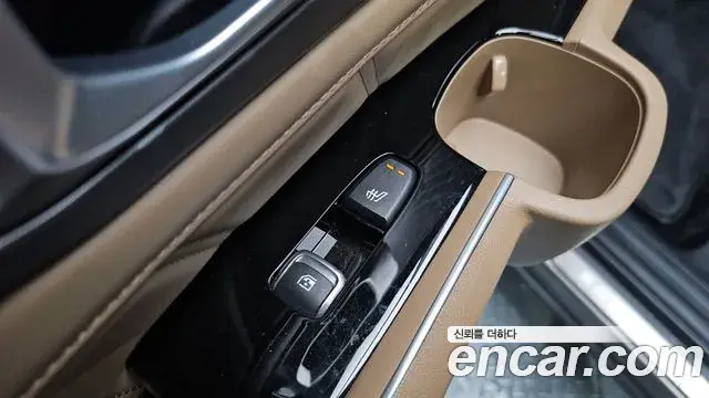Kia Sorento 2025 — Şəkil 16/32