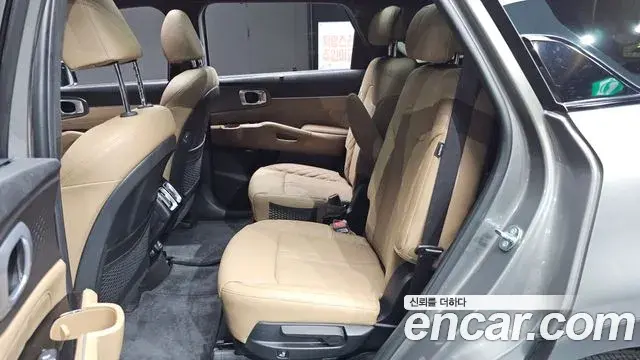 Kia Sorento 2025 — Şəkil 21/32