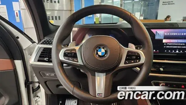 BMW X5 2025 — Фото 11/20