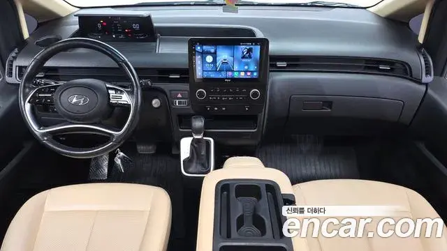 Hyundai Staria 2021 — Фото 7/20