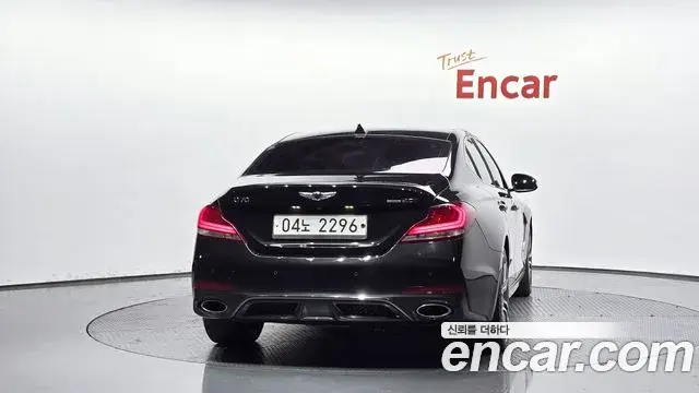 Genesis G70 2018 — Photo 16/30